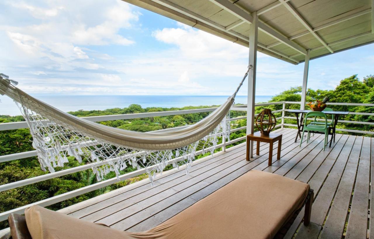 Funky Monkey Lodge Playa Santa Teresa  ภายนอก รูปภาพ