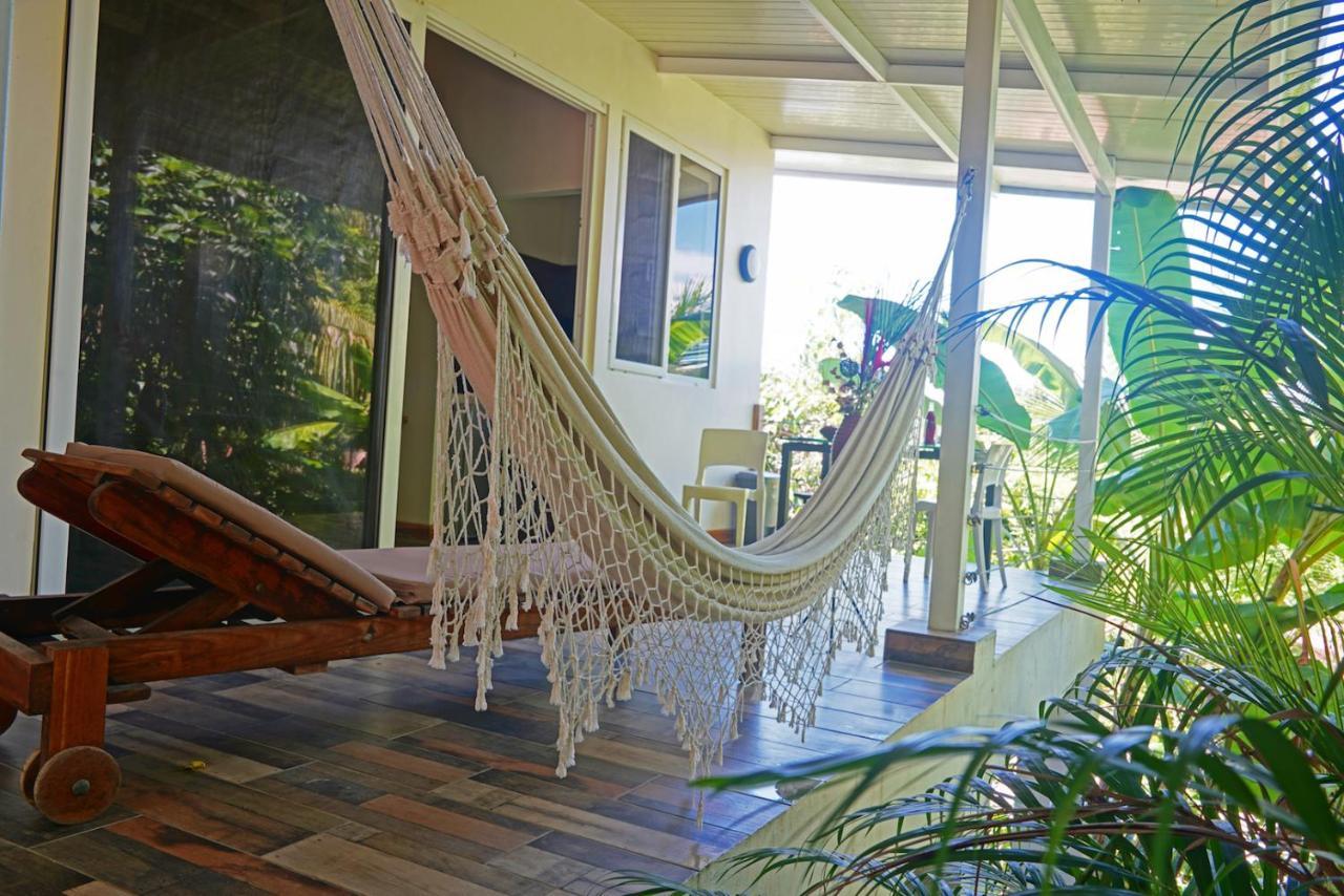 Funky Monkey Lodge Playa Santa Teresa  ภายนอก รูปภาพ